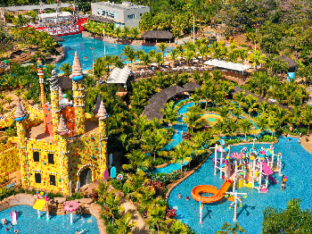 Três motivos para visitar o Thermas Water Park