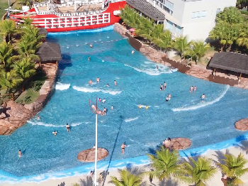 Piscina de Ondas passa por revitalização e está de cara nova!