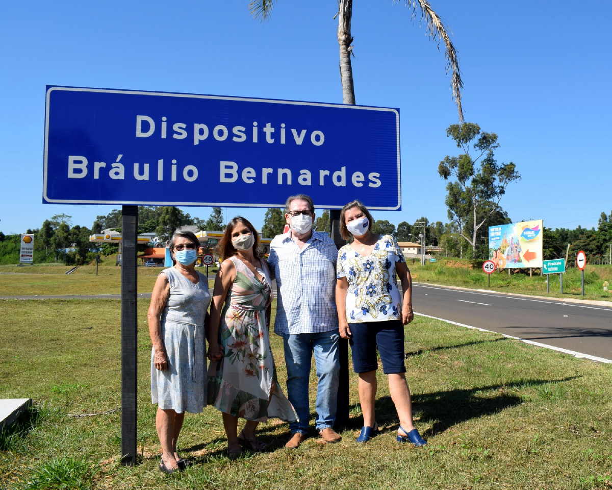  Rotatória que dá acesso ao Thermas recebe o nome de "Bráulio Bernardes" 